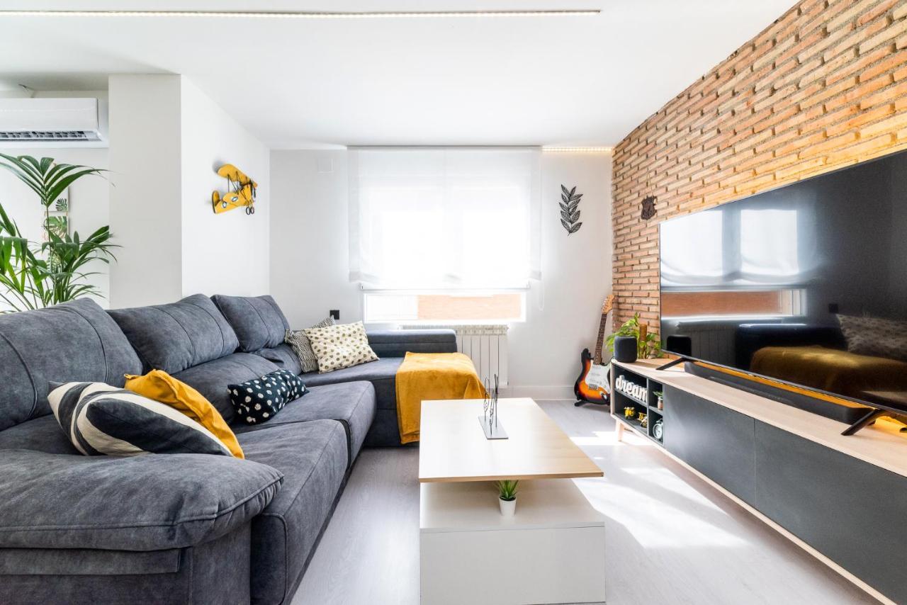 Apartamento Inteligente Con Vistas A La Alhambra Granada Bagian luar foto